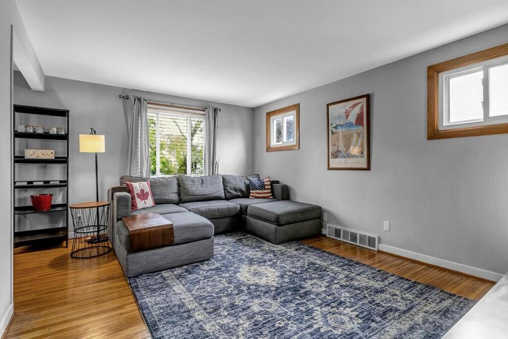 Gorgeous 2 Queen Bedroom Apartment In North Buffalo With 70 Inch Tv Exterior foto